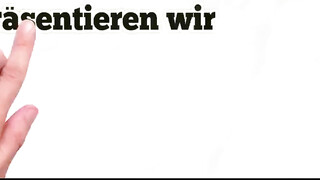 Sexy meid met roze haar doet anale seks