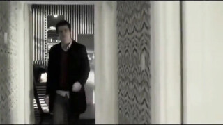 Sexy milf geeft de voorkeur aan alleen anale seks