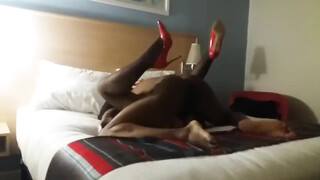 Sexy vrouw in sexy lingerie was zo enthousiast om geneukt te worden door zwarte man