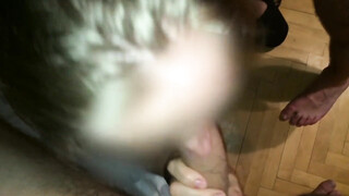 Fantastische vrouw houdt ervan om elke week nieuwe vreemden te zuigen en te neuken