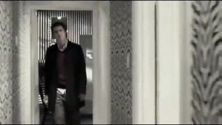 Haar poesje was zo warm dat hij in haar kwam en per ongeluk een creampie deed