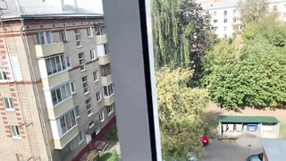 Seks met geweldige vrouw op het balkon