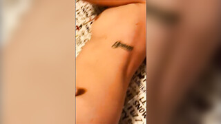 Prachtige en geile vrouw laat man haar penetreren door haar sexy panty