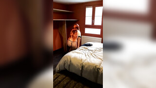 Betoverende roodharige in superhete amateurseks